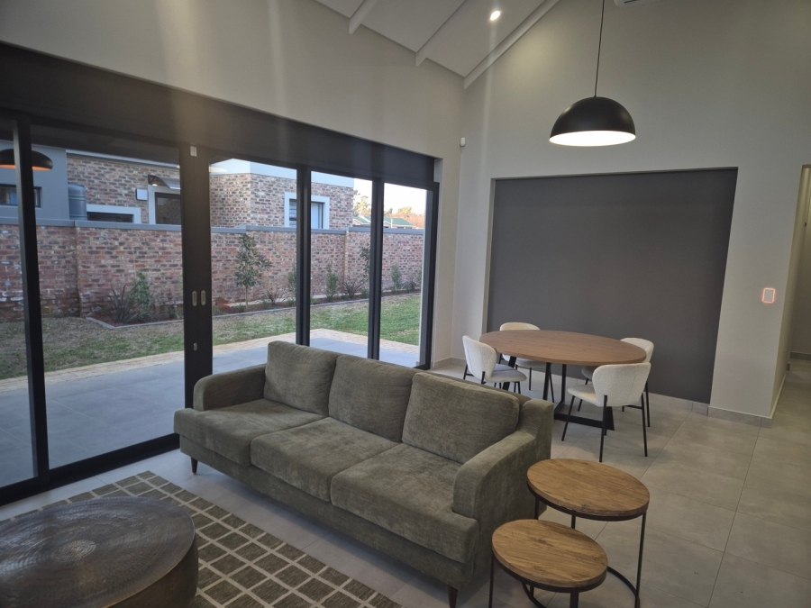 To Let 3 Bedroom Property for Rent in Van Der Hoff Park North West